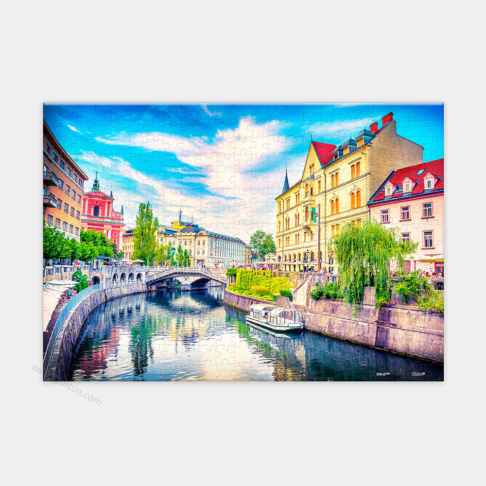 Ljubljana, Slovenia 368 Piece XS Jigsaw Puzzle Pintoo SHOWCASE