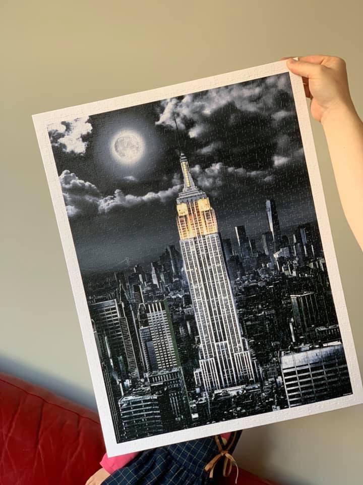Empire State Building - 1200 Piece Jigsaw Puzzle